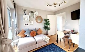 Urban Living - Top Floor Apartment